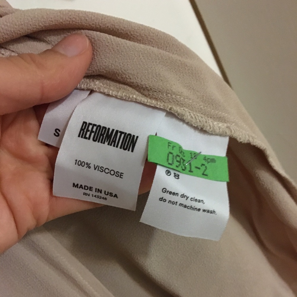 Reformation Winslow Dress - Picture 8 of 8